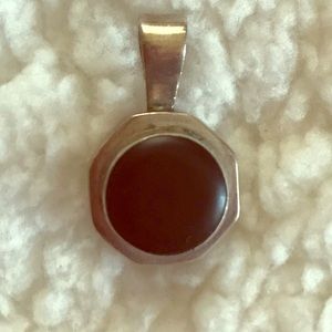 💥Sterling silver and onyx pendant